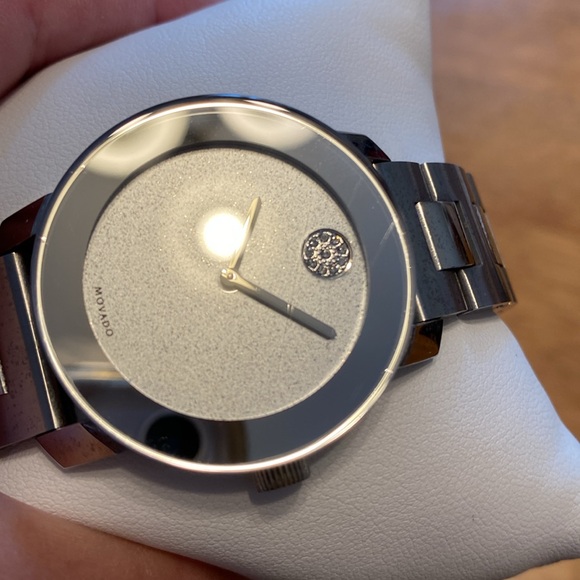 Movado BOLD woman’s watch - Picture 6 of 15